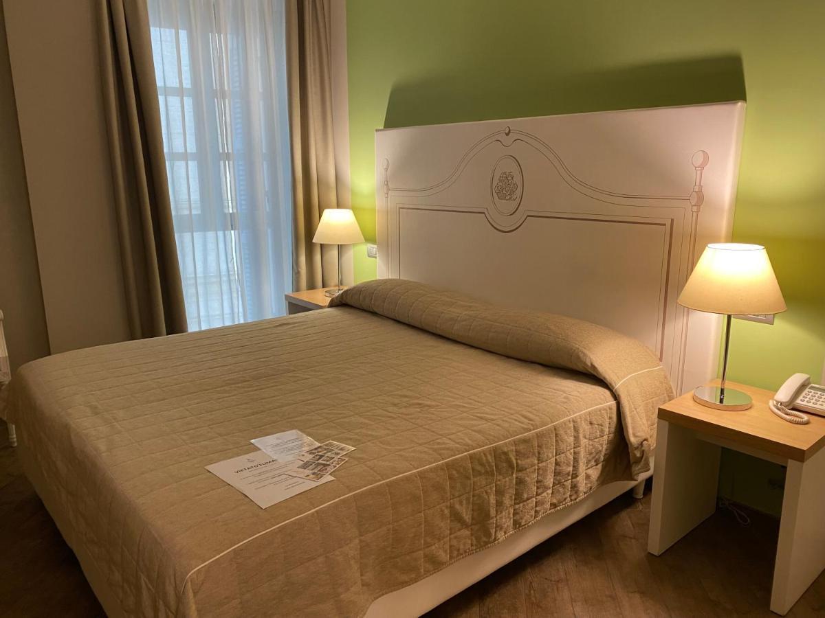 Hotel Monteverde Acqui Terme Buitenkant foto