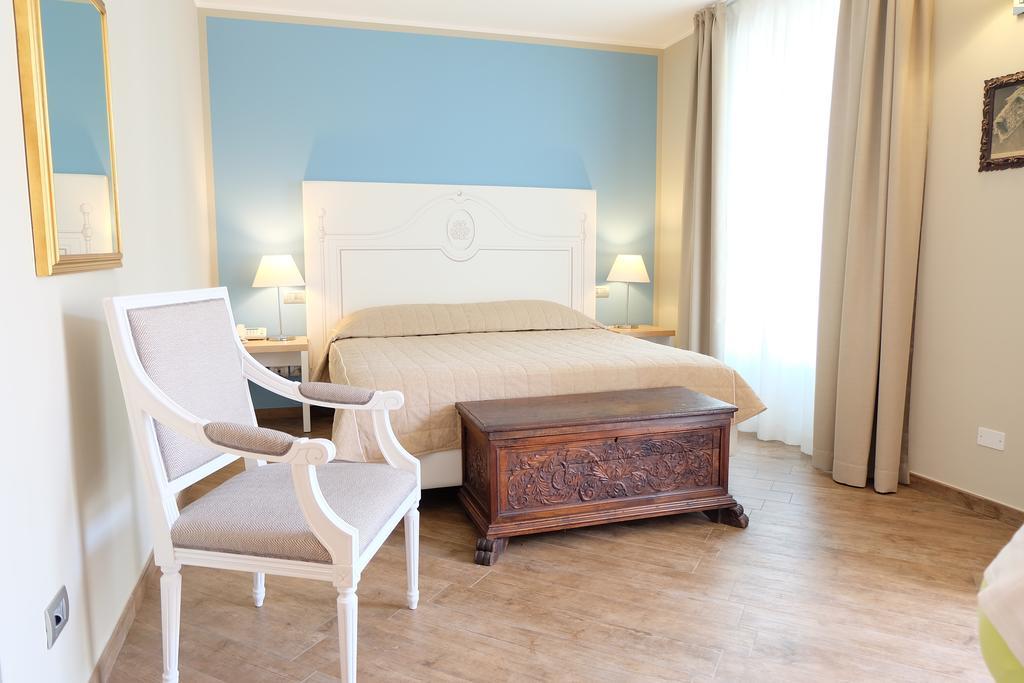 Hotel Monteverde Acqui Terme Buitenkant foto
