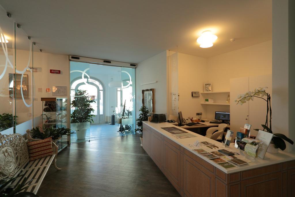 Hotel Monteverde Acqui Terme Buitenkant foto